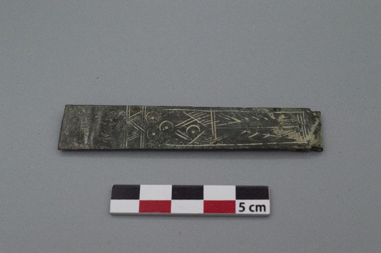 plaque-rivet : plaque pliée et rivetée