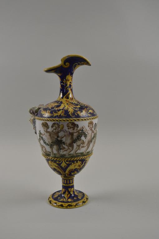 Cruche de la manufacture Ginori Doccia (Florence)