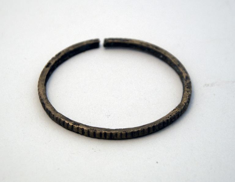 bracelet ouvert : bracelet ouvert en bronze