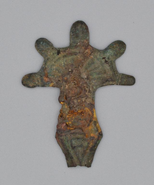 fibule digitée : fibule digitée en bronze de type Douai